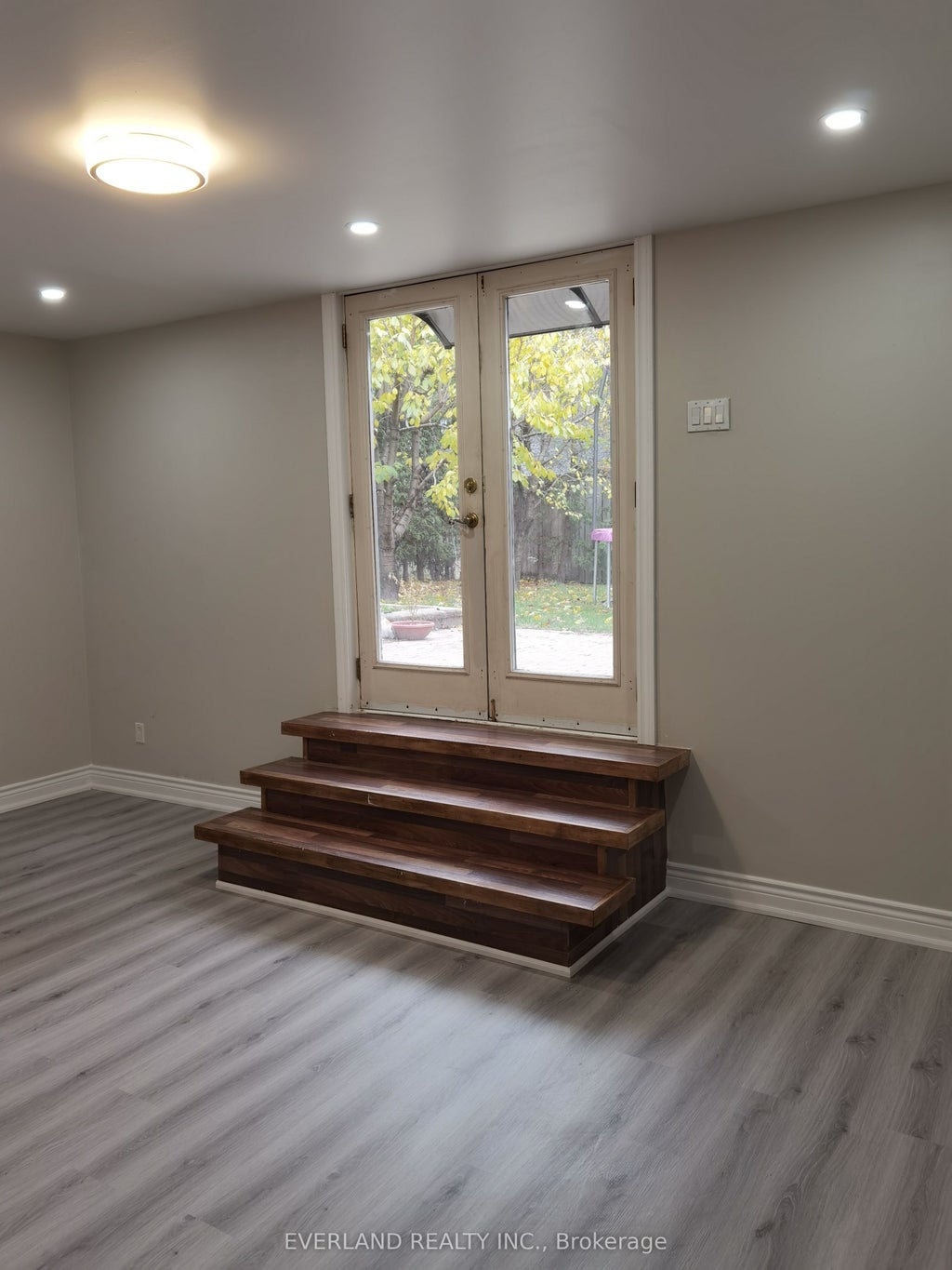 109 Brookside Road Basement, Richmond Hill