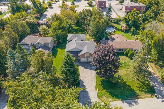 1005 Goshen Road, Innisfil