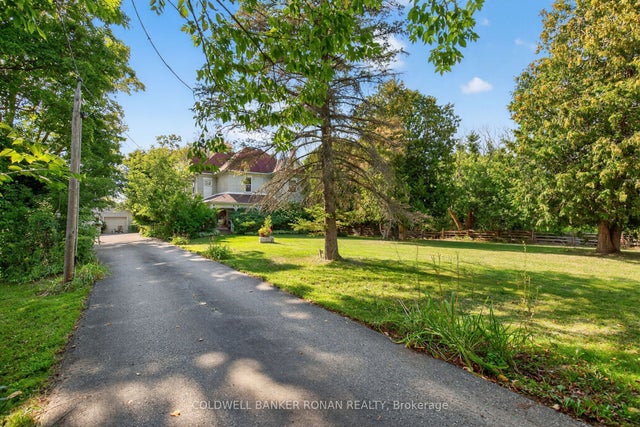 1516 17th Side Road, New Tecumseth