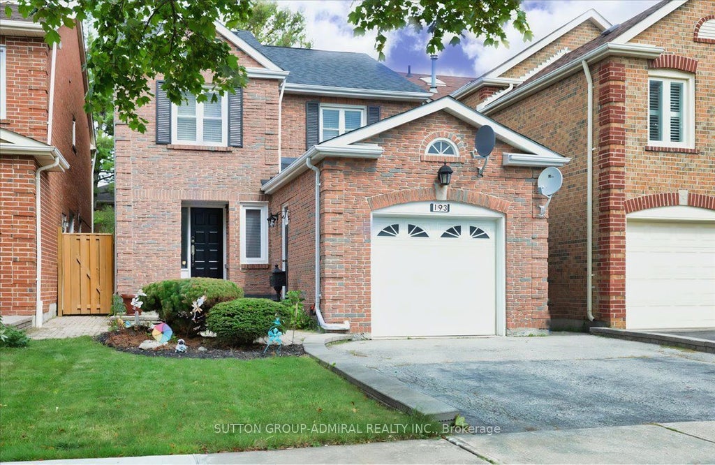 193 Glenmanor Way, Vaughan