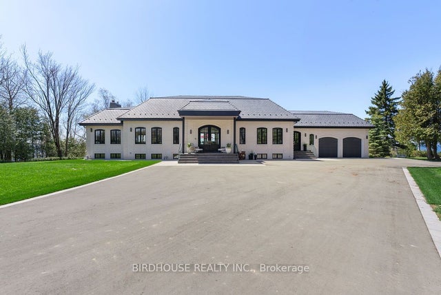 16 Garden Gate, Brock