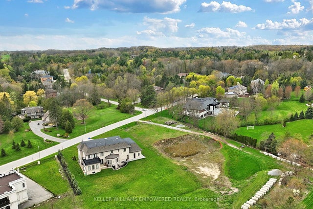 15 Honey Locust Court, Vaughan