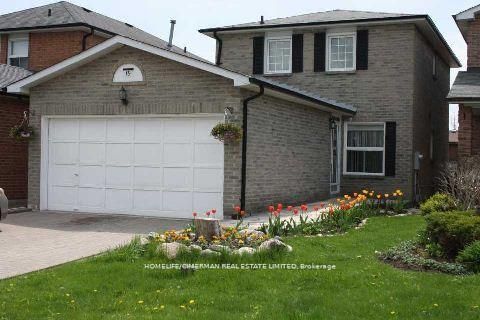 45 Don Head Village Boulevard Lower, Richmond Hill