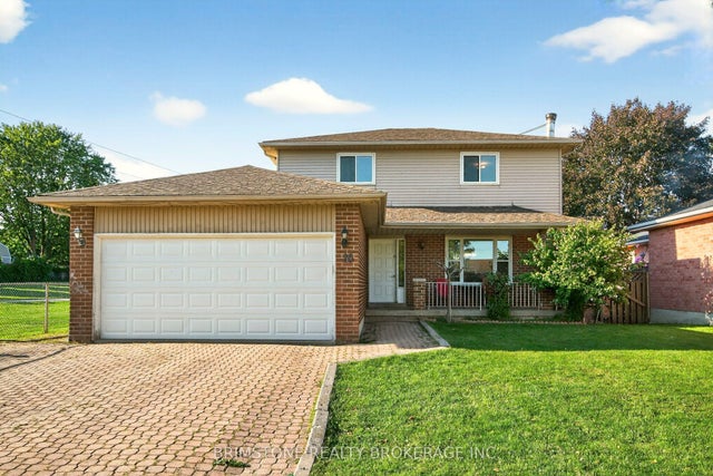 16 Northgate Drive, Bradford West Gwillimbury
