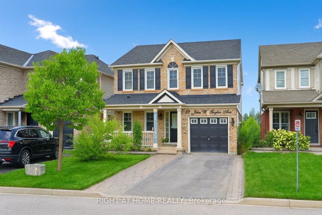 12 John W Taylor Avenue, New Tecumseth