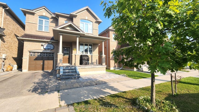 30 Wilf Morden Road Lower, Whitchurch-Stouffville
