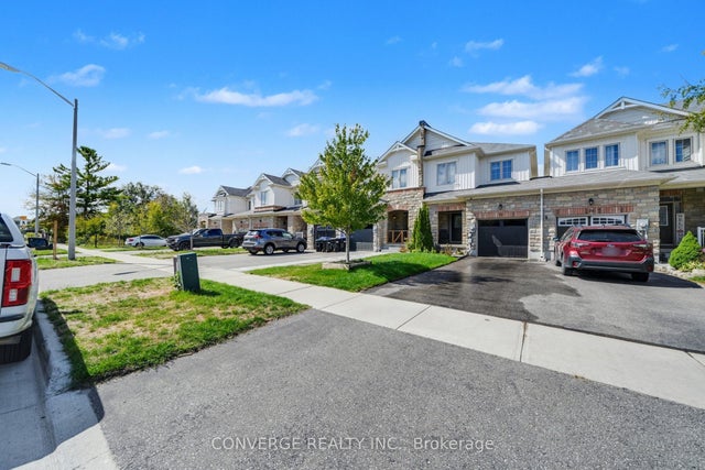 72 Greenwood Drive, Essa