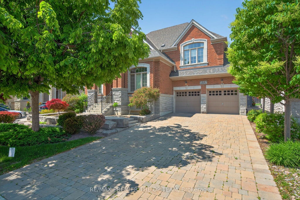 24 Grand Vellore Crescent, Vaughan