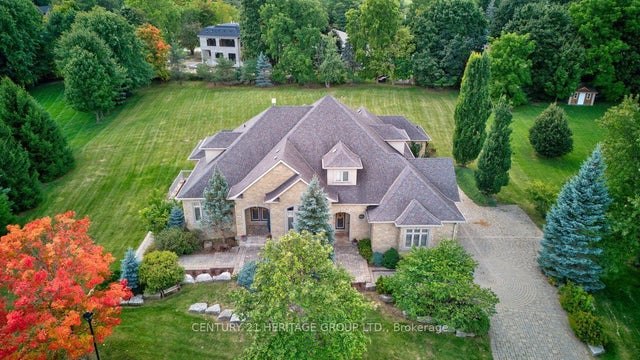 12 Prince Adam Court, King