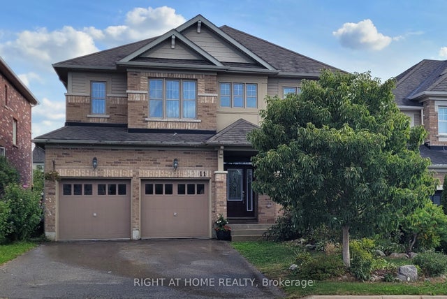 11 Mason Drive, New Tecumseth