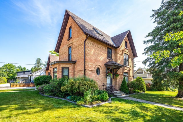 102 Wellington Street E, New Tecumseth