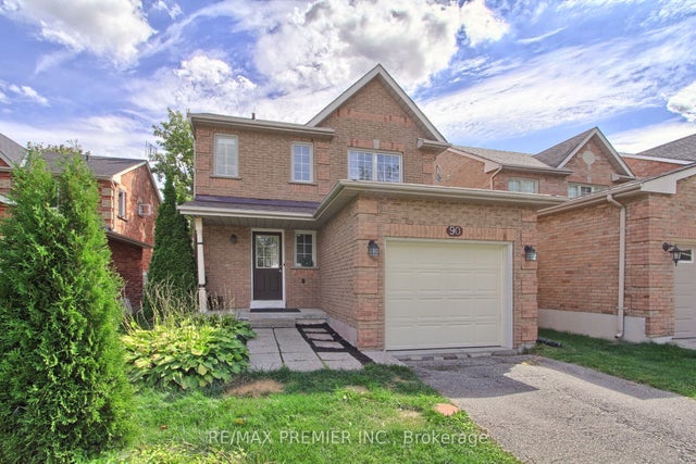 90 Covent Crescent, Aurora