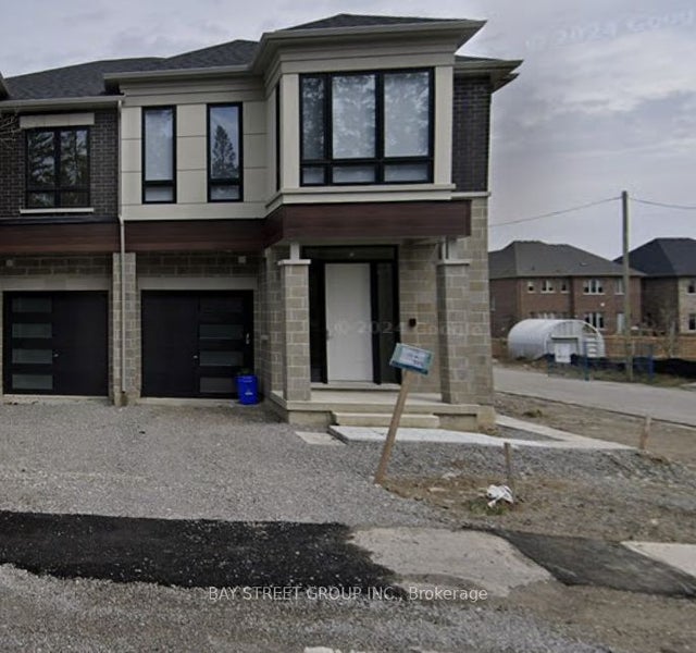 115b Bond Crescent, Richmond Hill