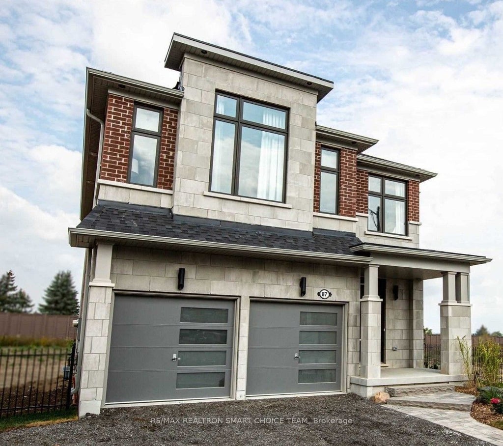 87 Black Walnut Court Bsmt, Aurora