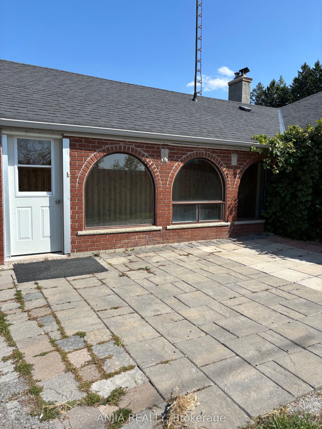 10893 Kennedy Road, Markham