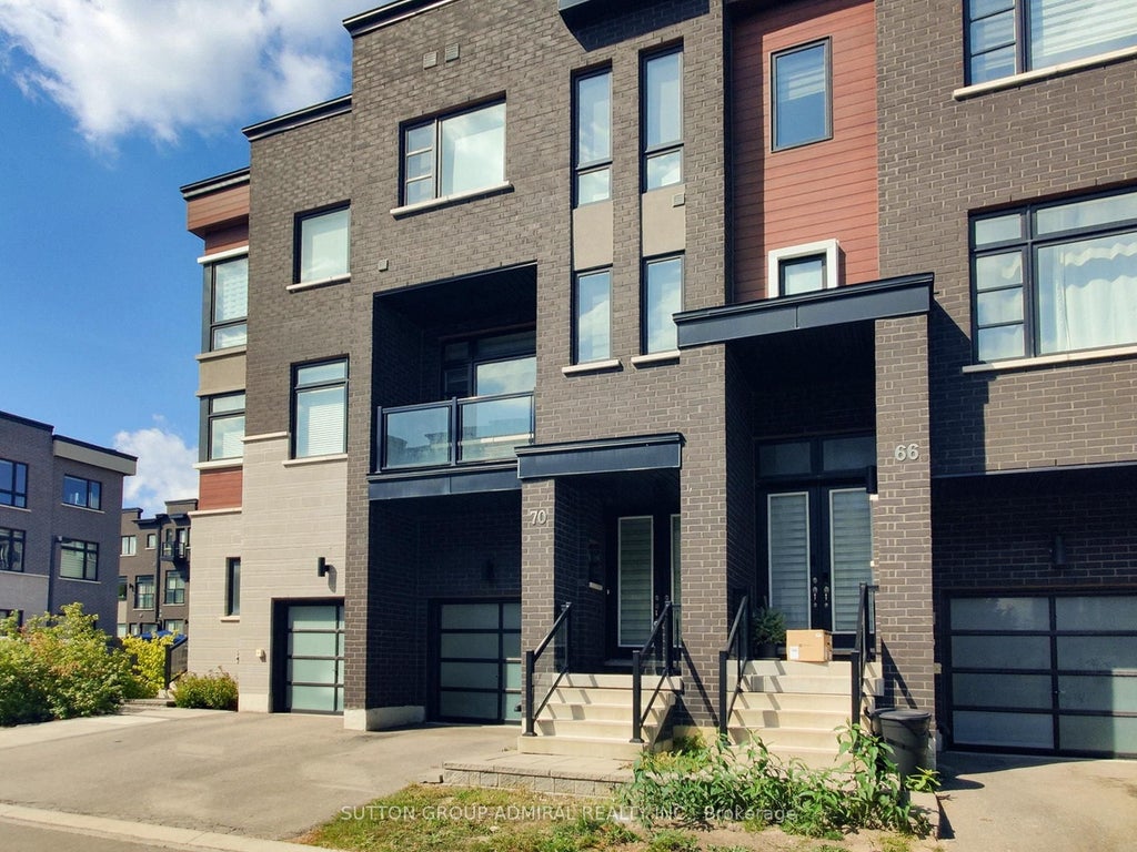 70 Laskin Drive, Vaughan