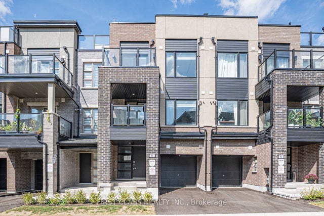 40 Herman Gilroy Lane, Markham