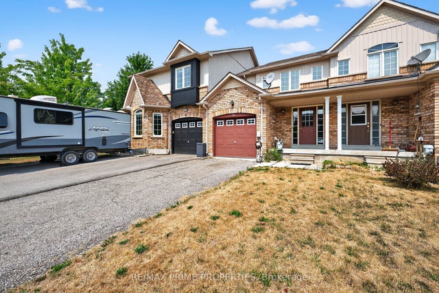63 Lilly Mckeowan Crescent, East Gwillimbury