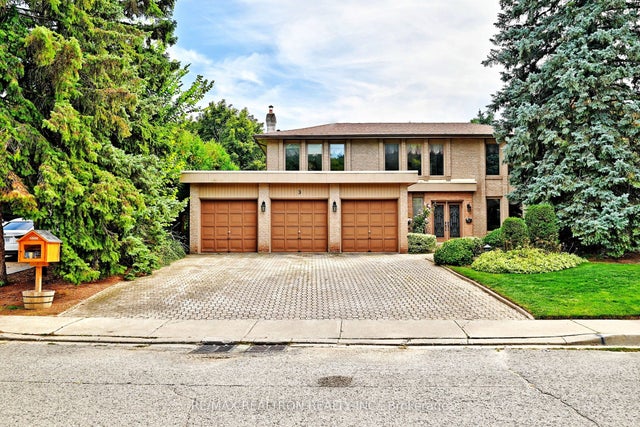 3 Whitelaw Court, Markham