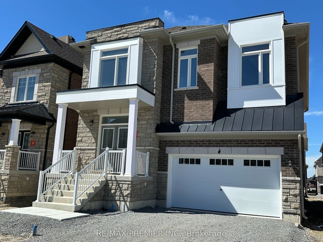 6 La Reine Avenue, Richmond Hill