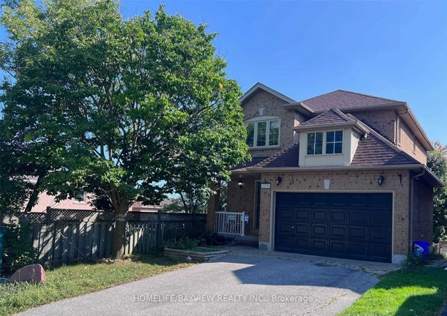 379 Carruthers Avenue Bmnt, Newmarket