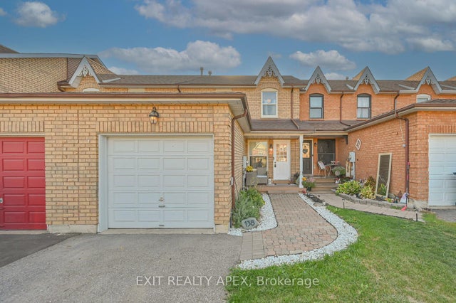 138 Heydon Avenue E, New Tecumseth