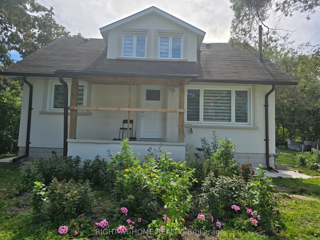 209 Pine Beach Drive, Georgina