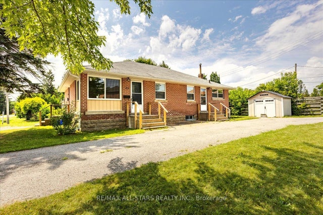 84 Metro Road N, Georgina