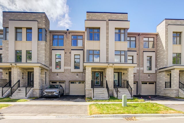 65 Puisaya Drive, Richmond Hill