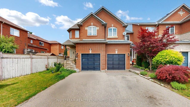 60 Nottingham Drive, Richmond Hill