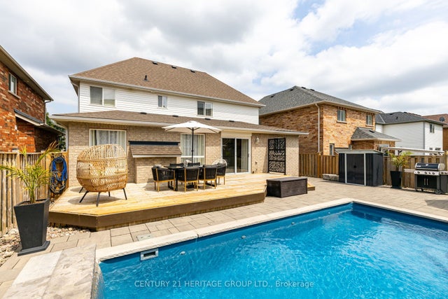 106 Laurendale Avenue, Georgina