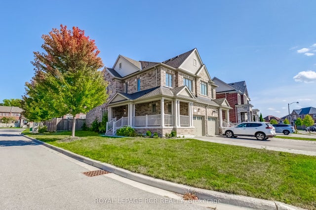 1 Silver Charm Drive, East Gwillimbury
