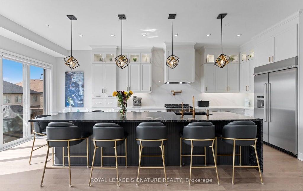 29 Sikura Circle, Aurora