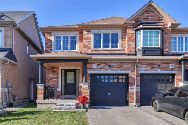 15 Robertdale Court, Whitchurch-Stouffville