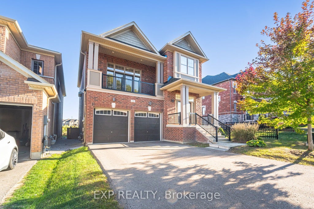 33 Charlotte Abby Drive, East Gwillimbury