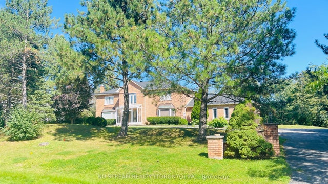4 Willow Creek Drive, Markham