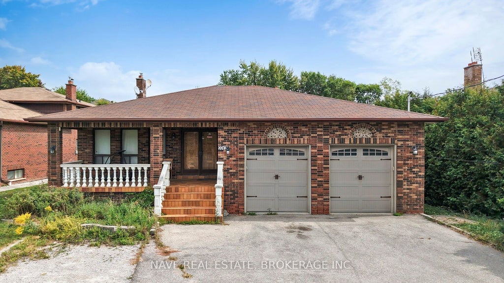 9747 Bathurst Street, Richmond Hill