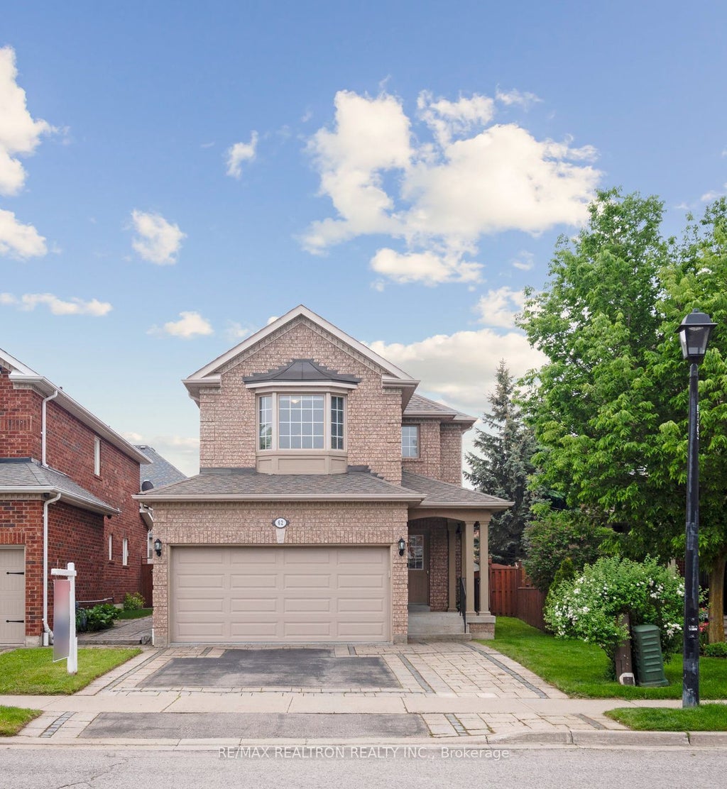 62 Macedonia Court, Newmarket