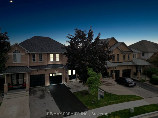 67 Colle Melito Way, Vaughan