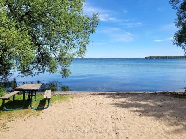 1015 Arnold Street 4, Innisfil
