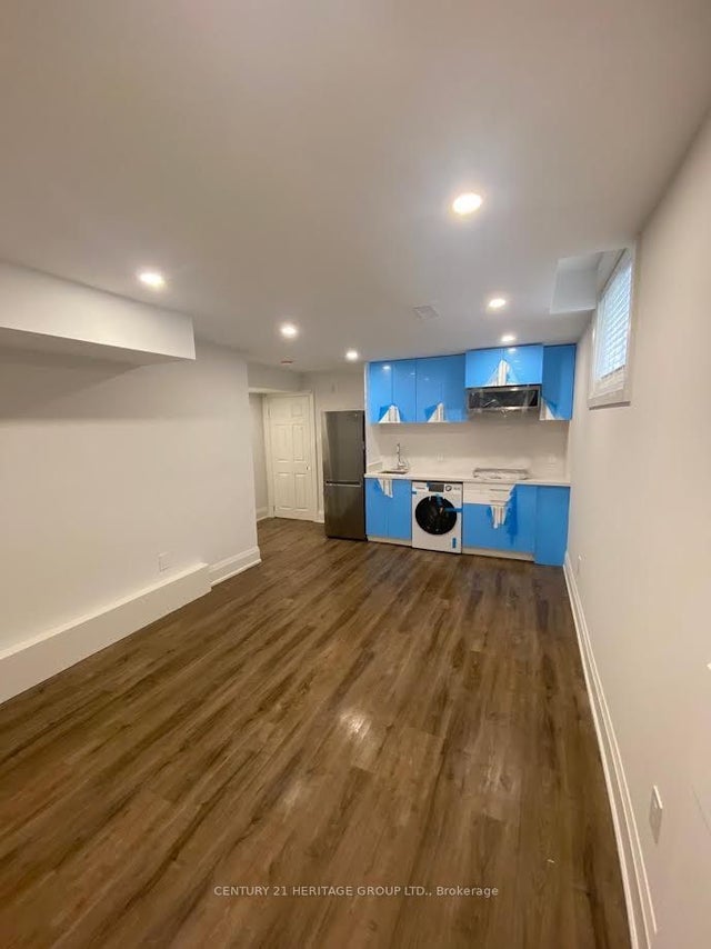 65 Ten Oaks Boulevard Bsmt, Vaughan
