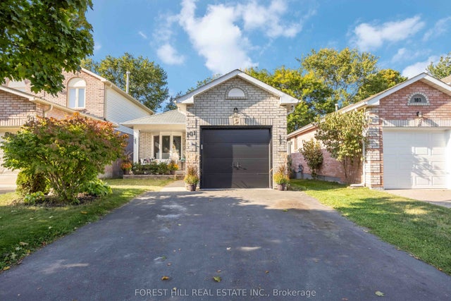 101 Gray Avenue, New Tecumseth