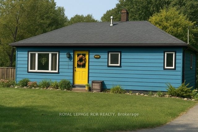 8320 Main Street E, Adjala-Tosorontio