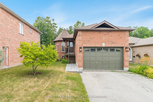 1006 Leslie Drive, Innisfil