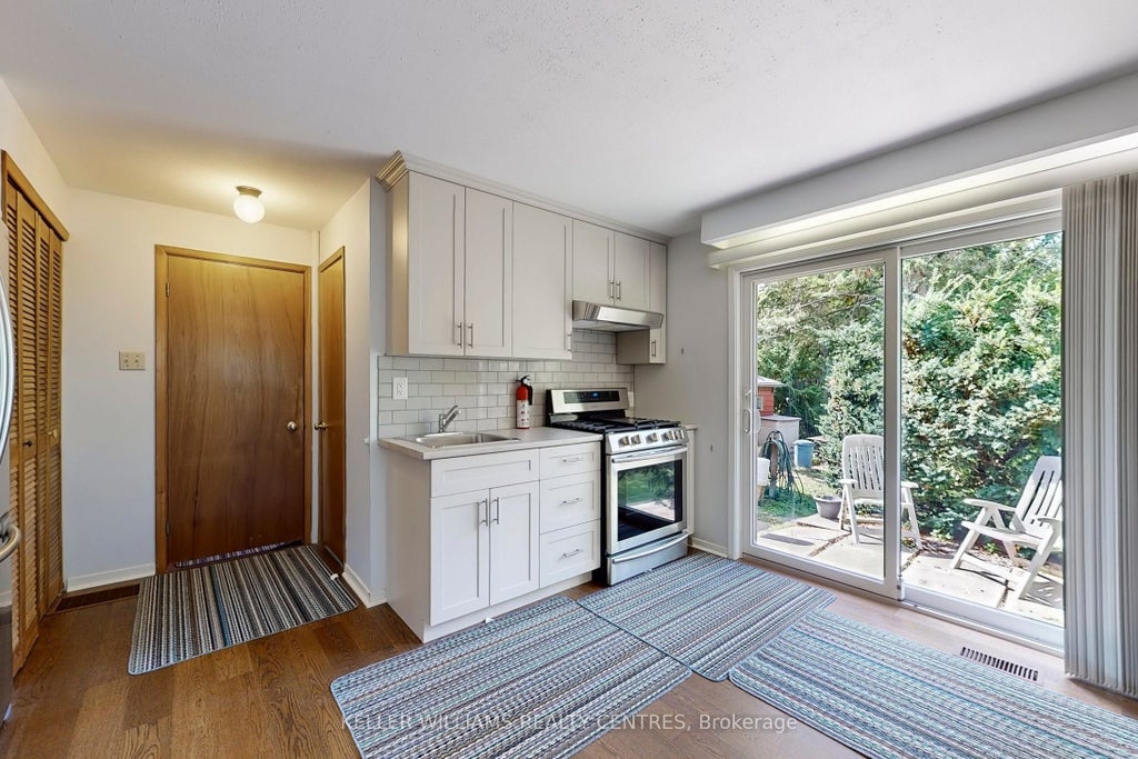 252 Elgin Mills Road W Unit B, Richmond Hill