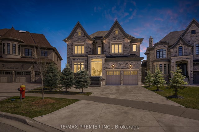 19 Petrolia Court, Richmond Hill