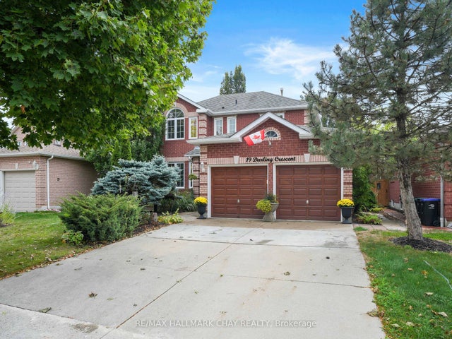 19 Darling Crescent, New Tecumseth