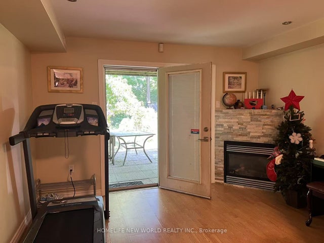 88 Park Crescent, Richmond Hill