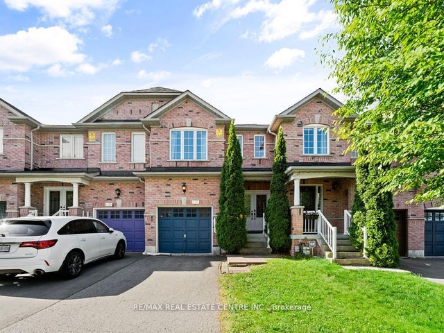 27 Martell Gate, Aurora
