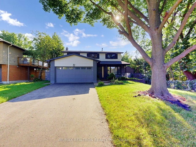 66 Chant Crescent, Markham